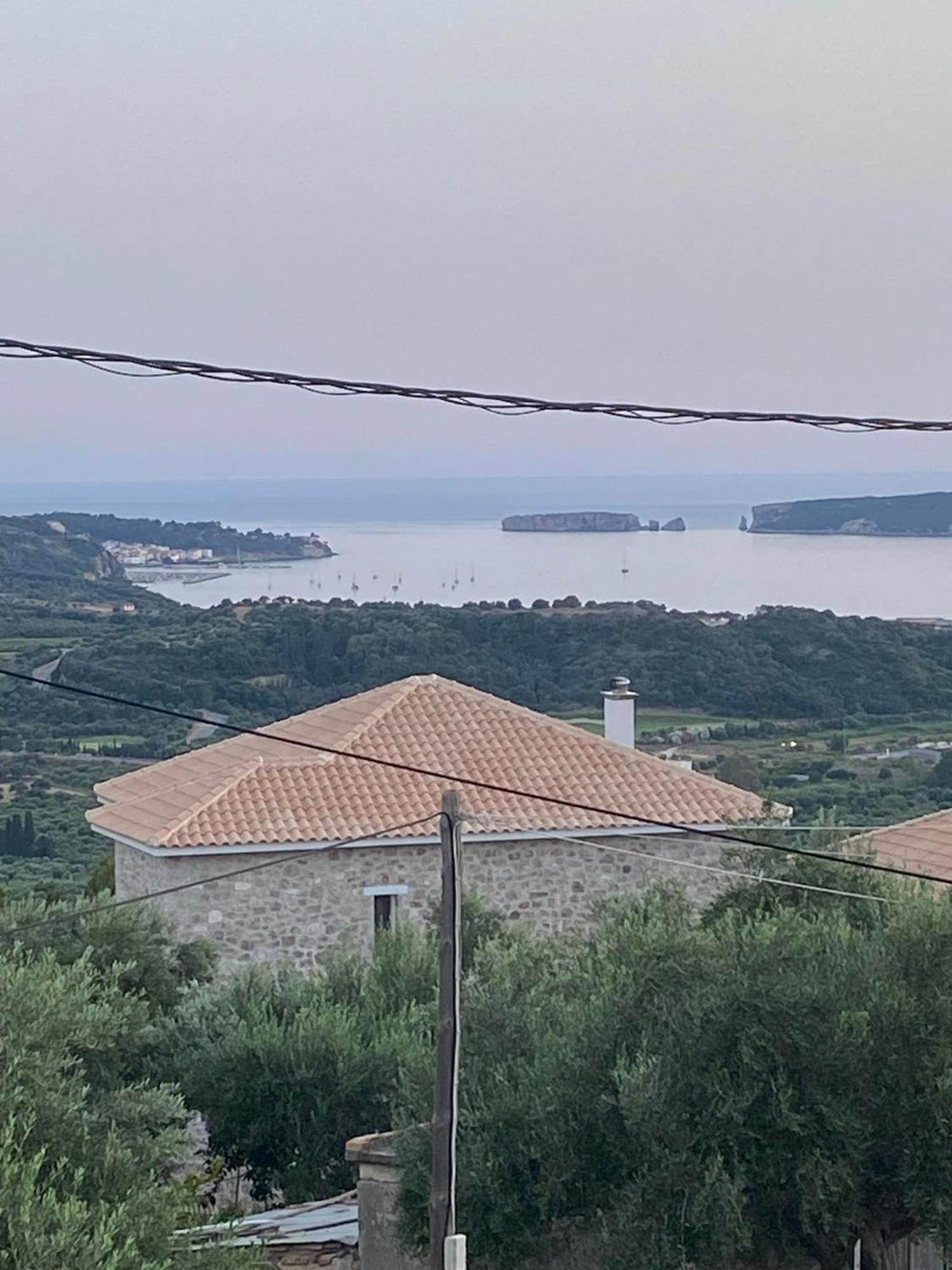 Golden Navarino'S Sunset Пилос Экстерьер фото