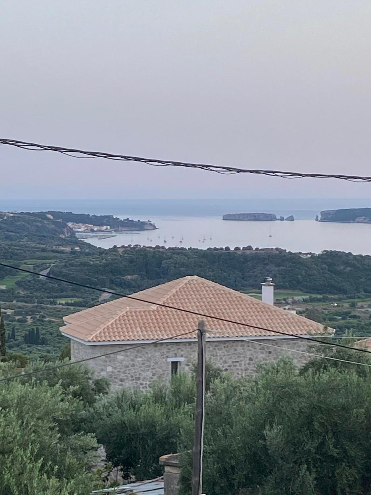 Golden Navarino'S Sunset Пилос Экстерьер фото