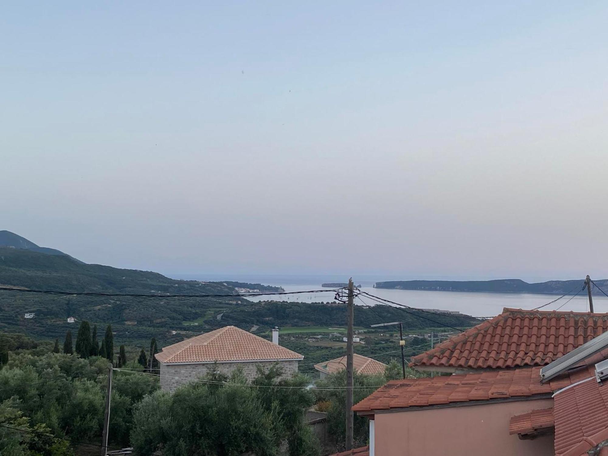 Golden Navarino'S Sunset Пилос Экстерьер фото